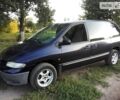 Фіолетовий Додж Ram Van, об'ємом двигуна 2.5 л та пробігом 250 тис. км за 4000 $, фото 1 на Automoto.ua