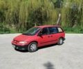 Красный Додж Рам Ван, объемом двигателя 2.5 л и пробегом 214 тыс. км за 1600 $, фото 1 на Automoto.ua