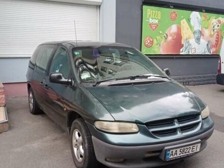Додж Ram Van 2000 у Києві на Automoto.ua Додж Ram Van, об'ємом двигуна 2.5 л та пробігом 483 тис. км за 3100 $, фото 1 на Automoto.ua