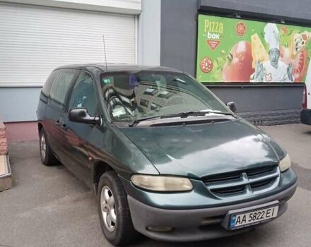 Додж Рам Ван, объемом двигателя 2.5 л и пробегом 483 тыс. км за 3100 $, фото 1 на Automoto.ua