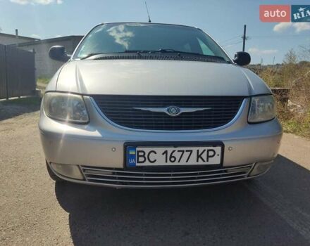 Додж Рам Ван 2003 в Старом Самборе на Automoto.ua Серый Додж Рам Ван, объемом двигателя 2.5 л и пробегом 409 тыс. км за 3500 $, фото 1 на Automoto.ua