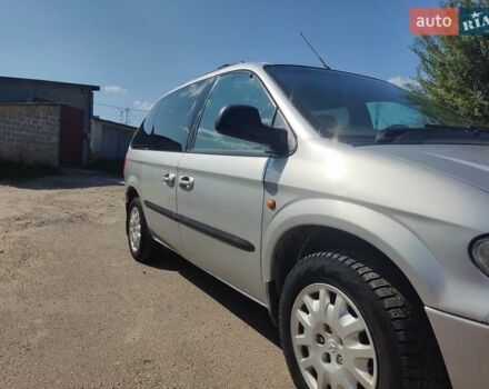 Додж Рам Ван 2003 в Старом Самборе на Automoto.ua Серый Додж Рам Ван, объемом двигателя 2.5 л и пробегом 409 тыс. км за 3500 $, фото 2 на Automoto.ua