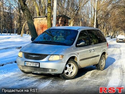 Сірий Додж Ram Van, об'ємом двигуна 2.5 л та пробігом 290 тис. км за 4000 $, фото 1 на Automoto.ua