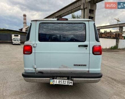 Синий Додж Рам Ван, объемом двигателя 5.9 л и пробегом 650 тыс. км за 4400 $, фото 11 на Automoto.ua