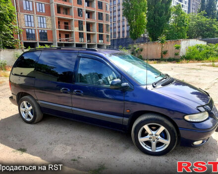 Синій Додж Ram Van, об'ємом двигуна 2.5 л та пробігом 390 тис. км за 2800 $, фото 2 на Automoto.ua