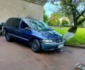 Синий Додж Рам Ван, объемом двигателя 2.5 л и пробегом 345 тыс. км за 2400 $, фото 1 на Automoto.ua