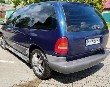 Додж Ram Van 2000 у Житомирі на Automoto.ua Синій Додж Ram Van, об'ємом двигуна 2.5 л та пробігом 100 тис. км за 2700 $, фото 4 на Automoto.ua