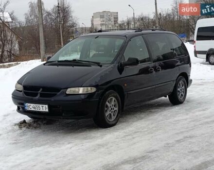 Синий Додж Рам Ван, объемом двигателя 2.5 л и пробегом 330 тыс. км за 2370 $, фото 1 на Automoto.ua