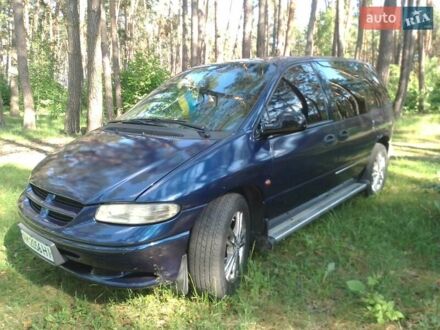 Додж Ram Van 2000 у Житомирі на Automoto.ua Синій Додж Ram Van, об'ємом двигуна 2.5 л та пробігом 200 тис. км за 3600 $, фото 1 на Automoto.ua