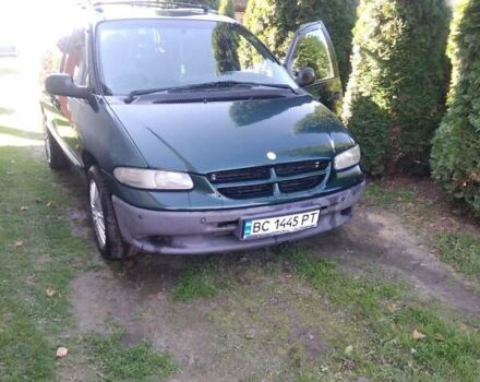 Зеленый Додж Рам Ван, объемом двигателя 2.5 л и пробегом 399 тыс. км за 2900 $, фото 19 на Automoto.ua