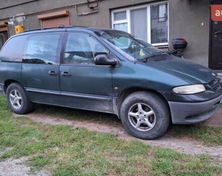 Зелений Додж Ram Van, об'ємом двигуна 2.5 л та пробігом 35 тис. км за 3000 $, фото 3 на Automoto.ua