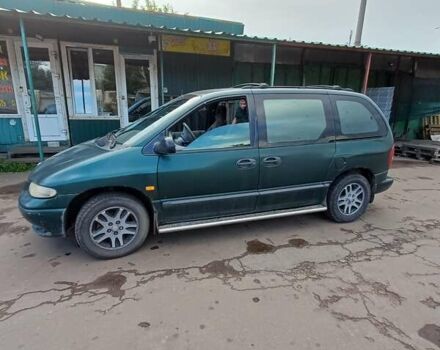 Зеленый Додж Рам Ван, объемом двигателя 2.5 л и пробегом 330 тыс. км за 1500 $, фото 3 на Automoto.ua