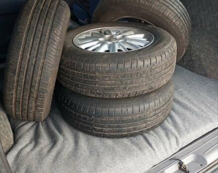 Зеленый Додж Рам Ван, объемом двигателя 2.5 л и пробегом 360 тыс. км за 3900 $, фото 12 на Automoto.ua