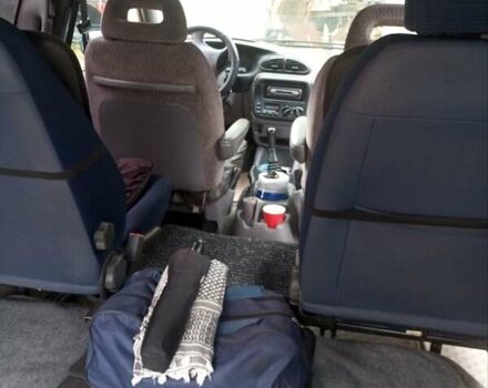 Додж Рам Ван 2000 в Чернигове на Automoto.ua Зеленый Додж Рам Ван, объемом двигателя 2.5 л и пробегом 360 тыс. км за 4500 $, фото 1 на Automoto.ua