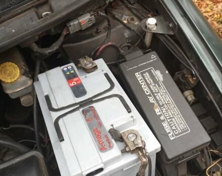 Зеленый Додж Рам Ван, объемом двигателя 2.5 л и пробегом 360 тыс. км за 3900 $, фото 11 на Automoto.ua