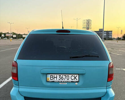 Зеленый Додж Рам Ван, объемом двигателя 2.5 л и пробегом 300 тыс. км за 5700 $, фото 4 на Automoto.ua