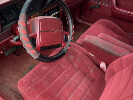 Додж Spirit 1994 у Кременчуге на Automoto.ua Червоний Додж Spirit, об'ємом двигуна 0 л та пробігом 240 тис. км за 848 $, фото 1 на Automoto.ua