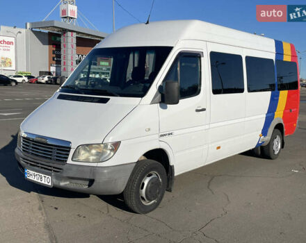 Белый Додж Спринтер, объемом двигателя 2.69 л и пробегом 424 тыс. км за 15400 $, фото 7 на Automoto.ua