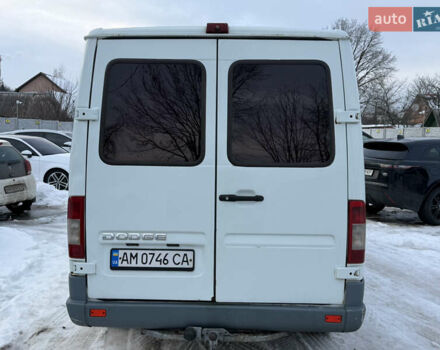 Белый Додж Спринтер, объемом двигателя 2.7 л и пробегом 400 тыс. км за 6000 $, фото 4 на Automoto.ua