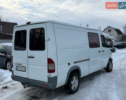Белый Додж Спринтер, объемом двигателя 2.7 л и пробегом 400 тыс. км за 6000 $, фото 2 на Automoto.ua