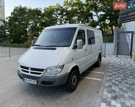 Белый Додж Спринтер, объемом двигателя 2.69 л и пробегом 300 тыс. км за 7900 $, фото 3 на Automoto.ua