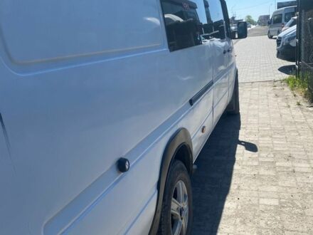 Білий Додж Спрінтер, об'ємом двигуна 2.69 л та пробігом 640 тис. км за 8000 $, фото 1 на Automoto.ua