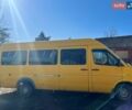 Желтый Додж Спринтер, объемом двигателя 2.69 л и пробегом 300 тыс. км за 9999 $, фото 1 на Automoto.ua