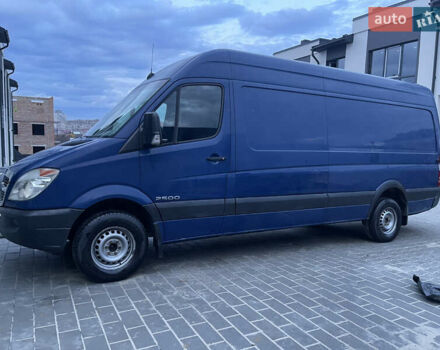 Синий Додж Спринтер, объемом двигателя 2.99 л и пробегом 350 тыс. км за 9950 $, фото 2 на Automoto.ua