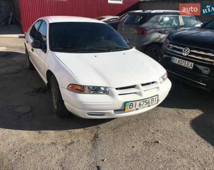 Белый Додж Стратус, объемом двигателя 2.4 л и пробегом 190 тыс. км за 3200 $, фото 2 на Automoto.ua