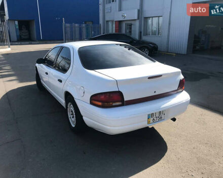 Белый Додж Стратус, объемом двигателя 2.4 л и пробегом 190 тыс. км за 3200 $, фото 6 на Automoto.ua