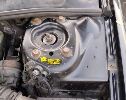 Чорний Додж Стратус, об'ємом двигуна 2 л та пробігом 170 тис. км за 3300 $, фото 20 на Automoto.ua