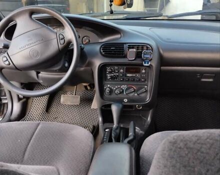 Чорний Додж Стратус, об'ємом двигуна 2 л та пробігом 170 тис. км за 3300 $, фото 14 на Automoto.ua