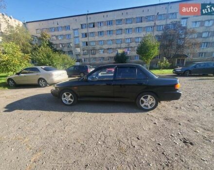 Зеленый Додж Colt, объемом двигателя 1.8 л и пробегом 340 тыс. км за 1800 $, фото 2 на Automoto.ua