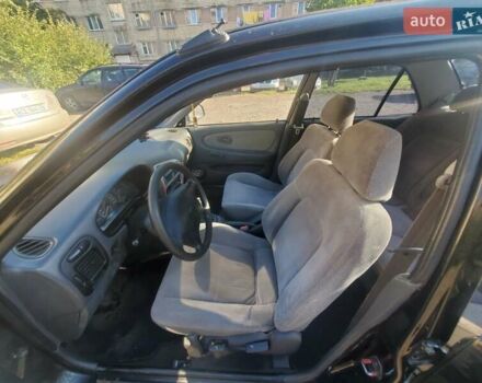 Зеленый Додж Colt, объемом двигателя 1.8 л и пробегом 340 тыс. км за 1800 $, фото 1 на Automoto.ua