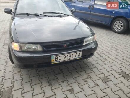 Зеленый Додж Colt, объемом двигателя 1.8 л и пробегом 340 тыс. км за 1800 $, фото 1 на Automoto.ua