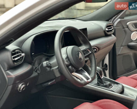 Белый Додж Hornet, объемом двигателя 2 л и пробегом 4 тыс. км за 25150 $, фото 80 на Automoto.ua