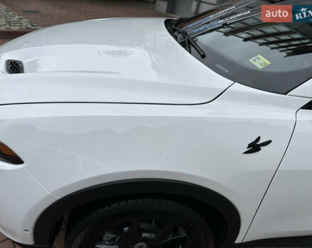 Белый Додж Hornet, объемом двигателя 2 л и пробегом 4 тыс. км за 25150 $, фото 116 на Automoto.ua