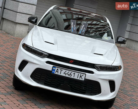 Белый Додж Hornet, объемом двигателя 2 л и пробегом 4 тыс. км за 25150 $, фото 1 на Automoto.ua