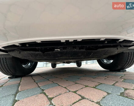 Белый Додж Hornet, объемом двигателя 2 л и пробегом 4 тыс. км за 25150 $, фото 107 на Automoto.ua