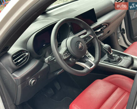 Белый Додж Hornet, объемом двигателя 2 л и пробегом 4 тыс. км за 25150 $, фото 81 на Automoto.ua