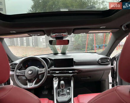 Белый Додж Hornet, объемом двигателя 2 л и пробегом 4 тыс. км за 25150 $, фото 74 на Automoto.ua