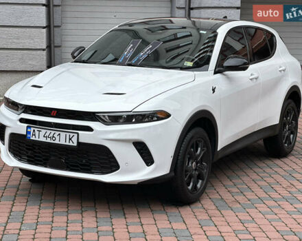 Белый Додж Hornet, объемом двигателя 2 л и пробегом 4 тыс. км за 25150 $, фото 3 на Automoto.ua