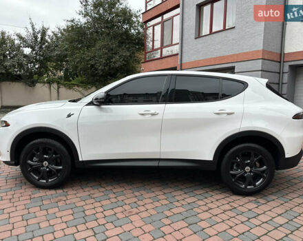 Белый Додж Hornet, объемом двигателя 2 л и пробегом 4 тыс. км за 25150 $, фото 135 на Automoto.ua
