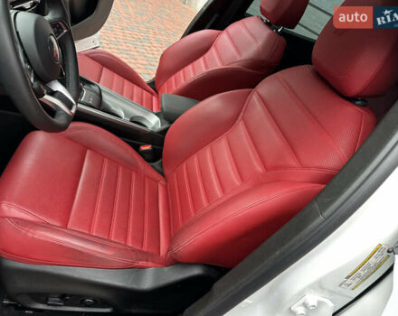Белый Додж Hornet, объемом двигателя 2 л и пробегом 4 тыс. км за 25150 $, фото 96 на Automoto.ua