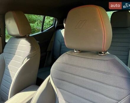 Черный Додж Hornet, объемом двигателя 1.33 л и пробегом 13 тыс. км за 26500 $, фото 19 на Automoto.ua