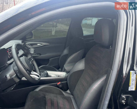 Чорний Додж Hornet, об'ємом двигуна 0 л та пробігом 15 тис. км за 28000 $, фото 12 на Automoto.ua