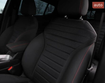 Черный Додж Hornet, объемом двигателя 1.3 л и пробегом 6 тыс. км за 18899 $, фото 29 на Automoto.ua