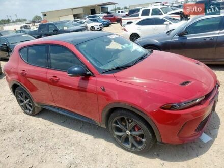 Красный Додж Hornet, объемом двигателя 1.3 л и пробегом 17 тыс. км за 21800 $, фото 1 на Automoto.ua