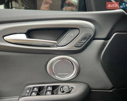 Серый Додж Hornet, объемом двигателя 2 л и пробегом 20 тыс. км за 26999 $, фото 45 на Automoto.ua