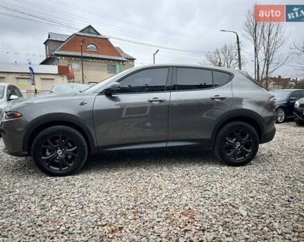 Серый Додж Hornet, объемом двигателя 2 л и пробегом 20 тыс. км за 26999 $, фото 3 на Automoto.ua